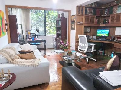Apartamento de 3 alcobas en venta en El Poblado, Medellín, 198 m² · foto 5 de 16