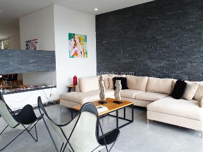 Casa de 3 alcobas en venta en Envigado, Envigado, 336 m² · foto 3 de 20