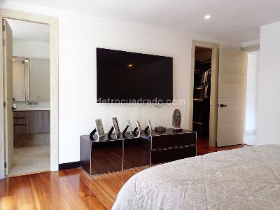 Apartamento de 3 alcobas en venta en Los Balsos, Medellín, 270 m² · foto 12 de 19
