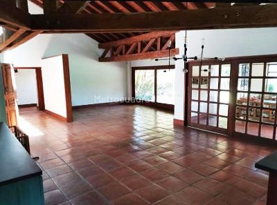 Casa de 5 alcobas en venta en Rionegro, Rionegro, 400 m² · foto 2 de 12