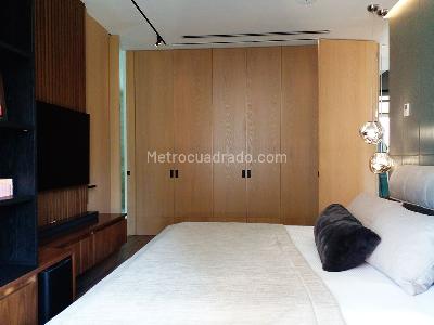 Apartamento de 2 alcobas en venta en El Poblado, Medellín, 181 m² · foto 10 de 19