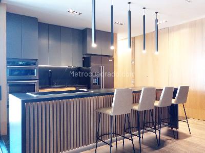 Apartamento de 2 alcobas en venta en El Poblado, Medellín, 181 m² · foto 5 de 19