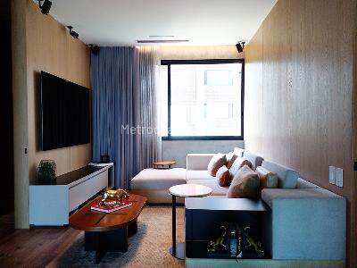 Apartamento de 2 alcobas en venta en El Poblado, Medellín, 181 m² · foto 7 de 19