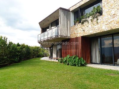 Casa de 3 alcobas en venta en Envigado, Envigado, 368 m² · foto 19 de 20