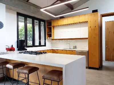 Casa de 3 alcobas en venta en Envigado, Envigado, 368 m² · foto 6 de 20