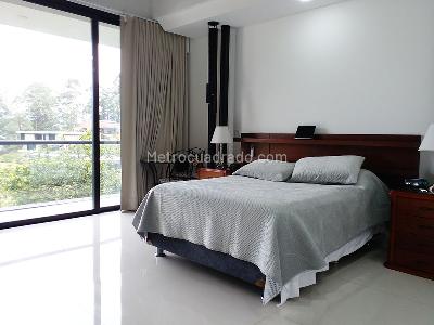 Casa de 4 alcobas en venta en Envigado, Envigado, 410 m² · foto 17 de 20