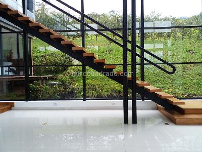 Casa de 4 alcobas en venta en Envigado, Envigado, 410 m² · foto 3 de 20
