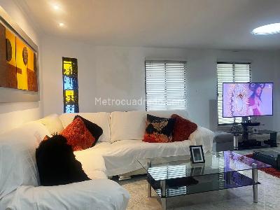 Casa de 3 alcobas en venta en Envigado, Envigado, 127 m² · foto 3 de 17