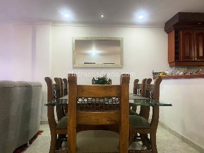 Casa de 3 alcobas en venta en Envigado, Envigado, 127 m² · foto 4 de 17