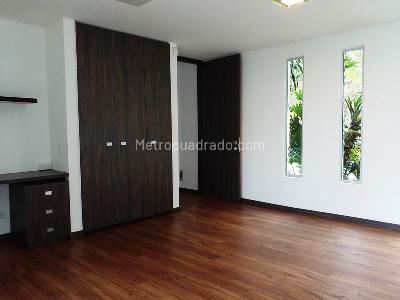 Casa de 5 alcobas en venta en Envigado, Envigado, 540 m² · foto 10 de 20
