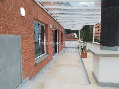 Casa de 4 alcobas en arriendo en El Poblado, Medellín, 300 m² · foto 19 de 20