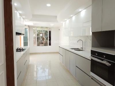 Casa de 4 alcobas en arriendo en El Poblado, Medellín, 300 m² · foto 4 de 20
