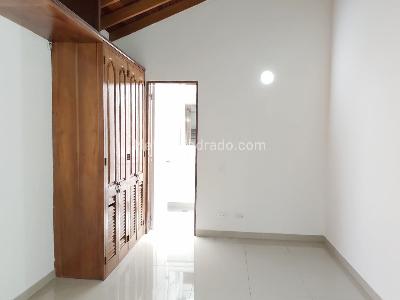 Casa de 4 alcobas en arriendo en El Poblado, Medellín, 300 m² · foto 9 de 20