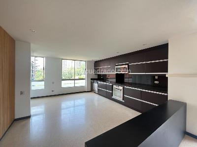 Apartamento de 2 alcobas en arriendo en El Poblado, Medellín, 180 m² · foto 6 de 19