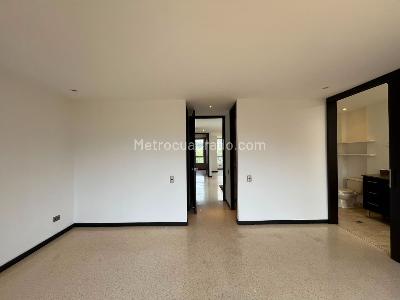 Apartamento de 2 alcobas en arriendo en El Poblado, Medellín, 180 m² · foto 16 de 19