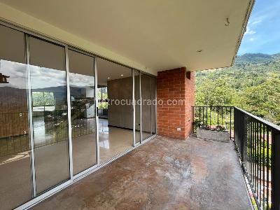 Apartamento de 2 alcobas en arriendo en El Poblado, Medellín, 180 m² · foto 19 de 19
