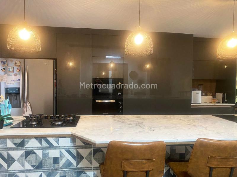 Casa Sencilla de 4 Alcobas en El Poblado - 7