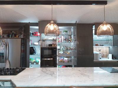 Casa en arriendo en El Poblado, Medellín · foto 8 de 20