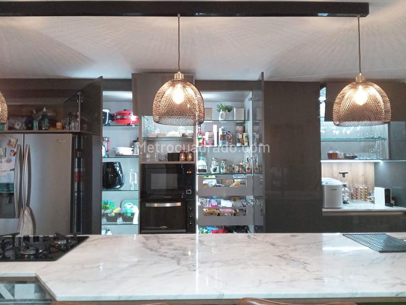 Casa Sencilla de 4 Alcobas en El Poblado - 8