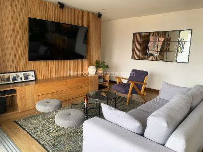 Apartamento de 2 alcobas en venta en El Poblado, Medellín, 135 m² · foto 4 de 13