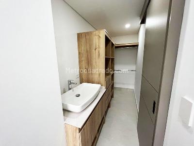Casa de 4 alcobas en venta en Envigado, Envigado, 460 m² · foto 15 de 19