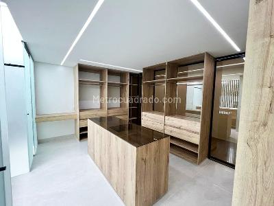 Casa de 4 alcobas en venta en Envigado, Envigado, 460 m² · foto 18 de 19