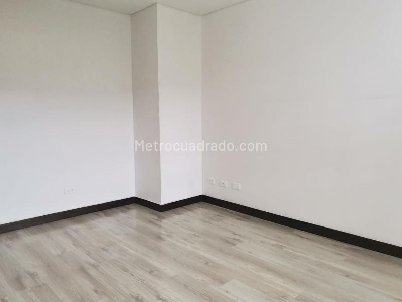3BR Apartment with 4 Baths in El Poblado - 7