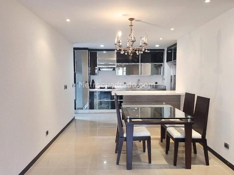 Furnished 2BR Apartment with 3 Baths in El Poblado - 5