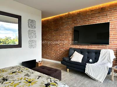 Casa de 3 alcobas en venta en Envigado, Envigado, 432 m² · foto 10 de 19