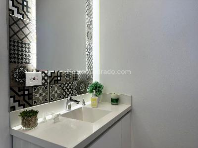 Casa de 3 alcobas en venta en Envigado, Envigado, 432 m² · foto 14 de 19