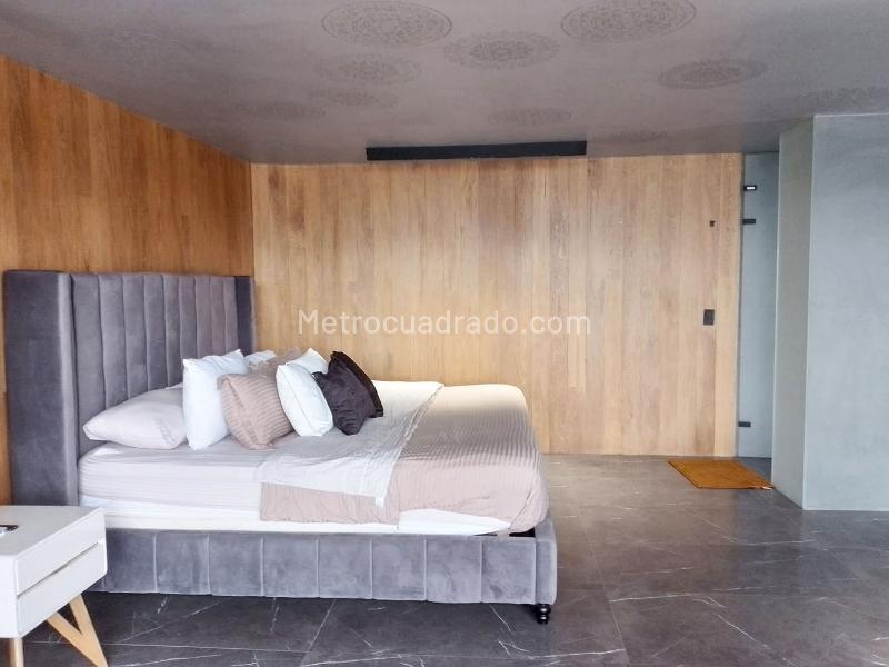 Furnished 5BR Apartment in El Poblado - 9