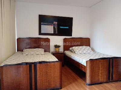 Casa de 3 alcobas en venta en El Poblado, Medellín, 242 m² · foto 12 de 19