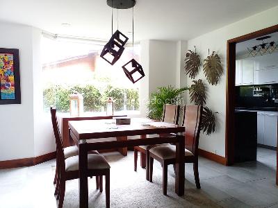 Casa de 3 alcobas en venta en El Poblado, Medellín, 242 m² · foto 6 de 19