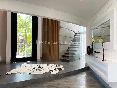Casa de 3 alcobas en venta en Envigado, Envigado, 600 m² · foto 6 de 18