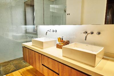 Casa de 3 alcobas en venta en El Poblado, Medellín, 263 m² · foto 10 de 13