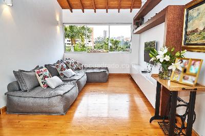 Casa de 3 alcobas en venta en El Poblado, Medellín, 263 m² · foto 4 de 13