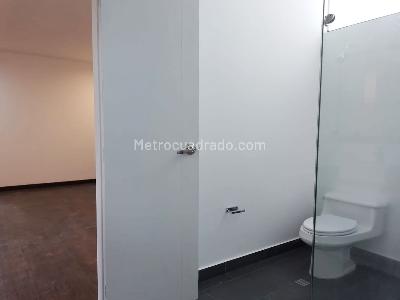 Casa de 5 alcobas en venta en El Poblado, Medellín, 300 m² · foto 17 de 19