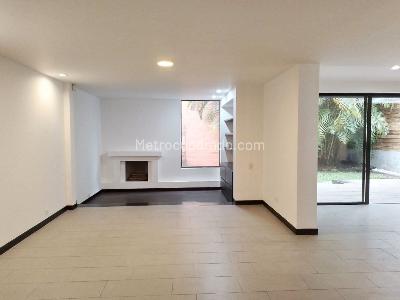 Casa de 5 alcobas en venta en El Poblado, Medellín, 300 m² · foto 3 de 19
