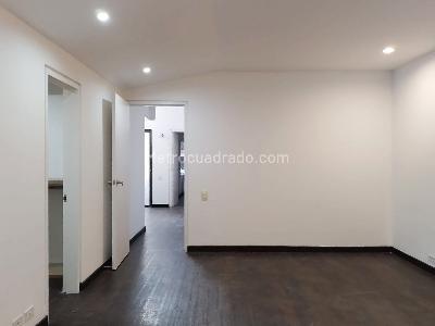 Casa de 5 alcobas en venta en El Poblado, Medellín, 300 m² · foto 8 de 19