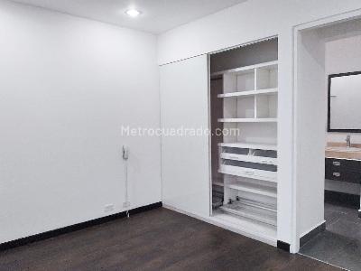 Casa de 5 alcobas en venta en El Poblado, Medellín, 300 m² · foto 9 de 19