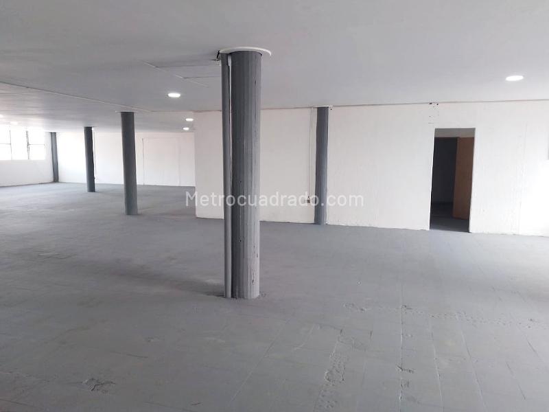 Bodega en Arriendo, CENTRO, Medellín - Mehr