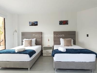 Casa en arriendo en El Poblado, Medellín · foto 13 de 19