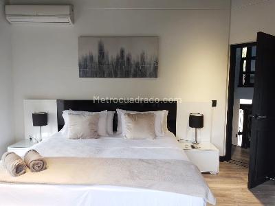 Casa en arriendo en El Poblado, Medellín · foto 7 de 19