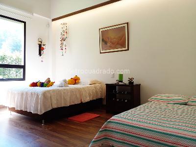 Casa de 3 alcobas en venta en Envigado, Envigado, 330 m² · foto 13 de 20