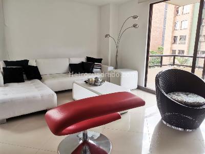 Apartamento de 4 alcobas en arriendo en El Poblado, Medellín, 135 m² · foto 3 de 19