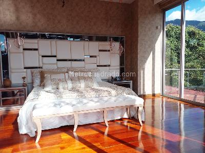 Casa de 5 alcobas en venta en Envigado, Envigado, 1114 m² · foto 11 de 20