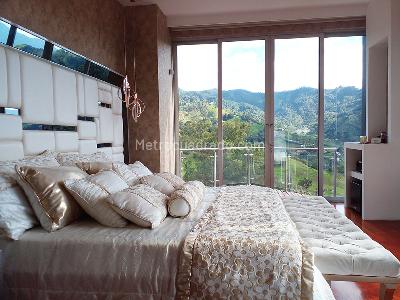 Casa de 5 alcobas en venta en Envigado, Envigado, 1114 m² · foto 12 de 20