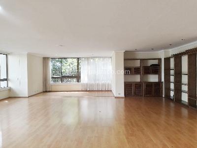 Apartamento de 3 alcobas en venta en El Poblado, Medellín, 280 m² · foto 3 de 18