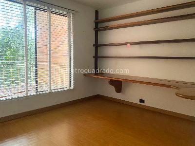 Casa de 4 alcobas en venta en Envigado, Envigado, 205 m² · foto 13 de 19
