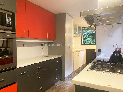 Casa de 4 alcobas en venta en Envigado, Envigado, 205 m² · foto 6 de 19